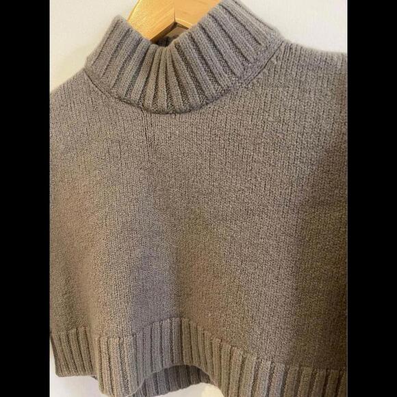 Wildfred Free Sweater Size S - Picture 2 of 6